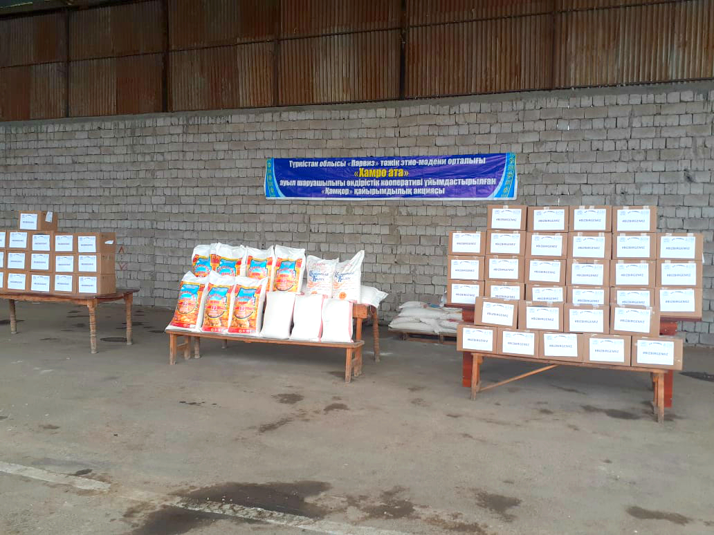 Түркістан: Акция аясында ардагерлерге азық-түлік үлестірілді