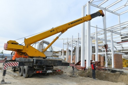 Түркістанда Нью-Йорк баспалдағы салынуда