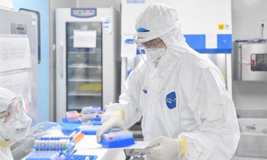 Алматы: Жағдайы ауыр деп танылған екі науқас тәуір бола бастады