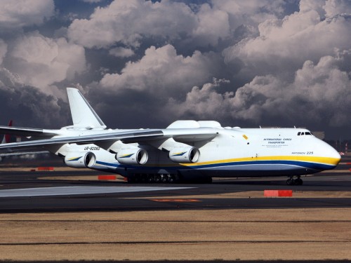 Алып ұшақ Алматыға қонды