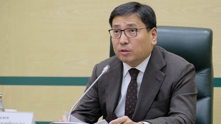 Ұлттық банк теңгені қалай қолдағанын айтты