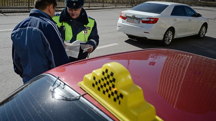 «Алматыдан Жамбылға, жеткіземін он мыңға»
