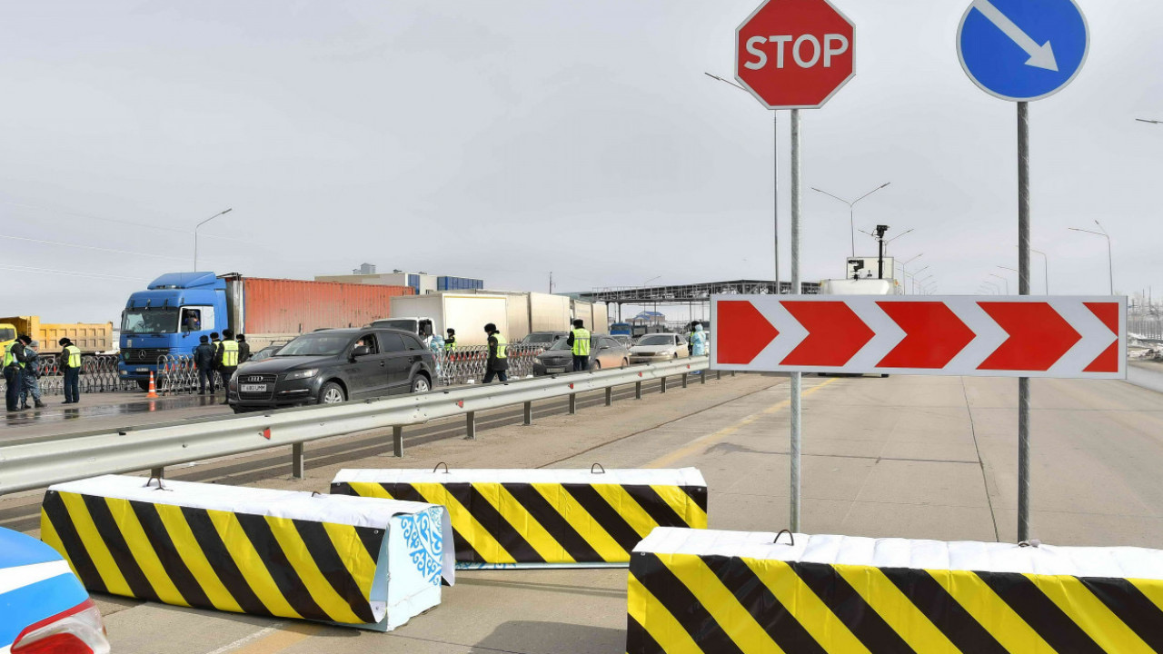 CTS қызметкерлері тосқауыл бекеттерде жұмыс істеп жатыр