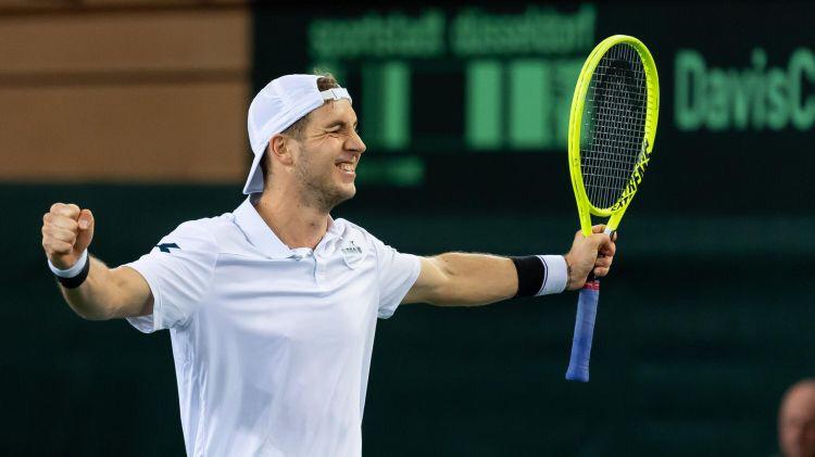 Теннис ұйымдары ойыншыларға қолдау көрсетеді