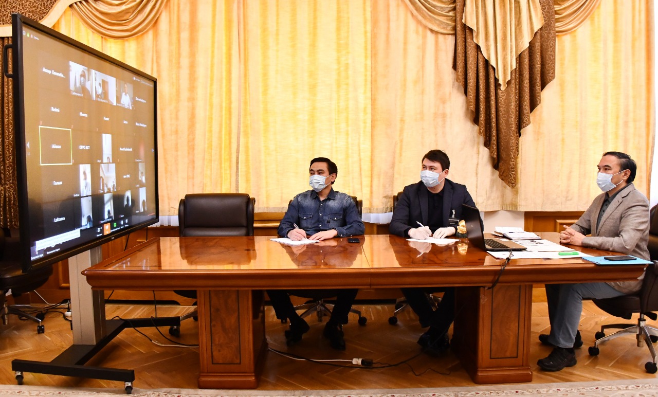 Алматы әкімінің орынбасары орталық аурухана қызметкерлерімен жүздесті