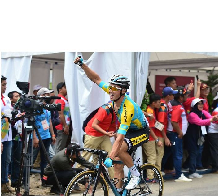 Бірінші кезеңінде топ жарды