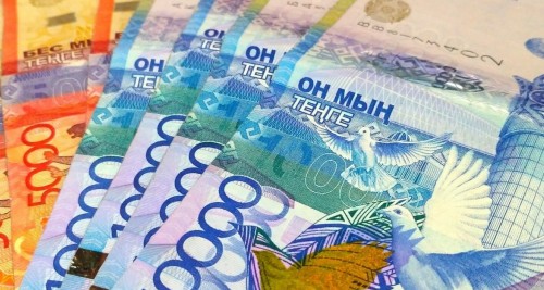 Алматыда 600 мың адам 42 500 теңге алған