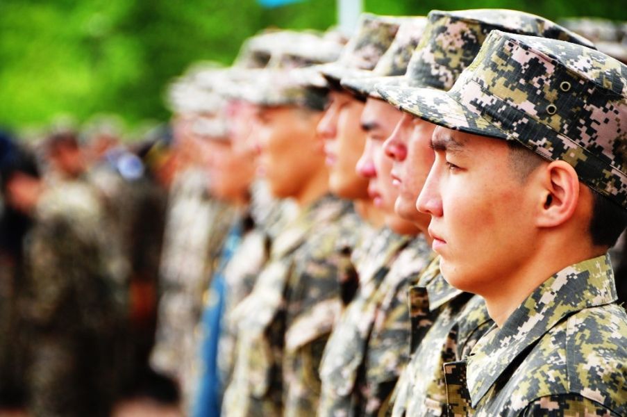 Сарбаздар сынама тапсырады