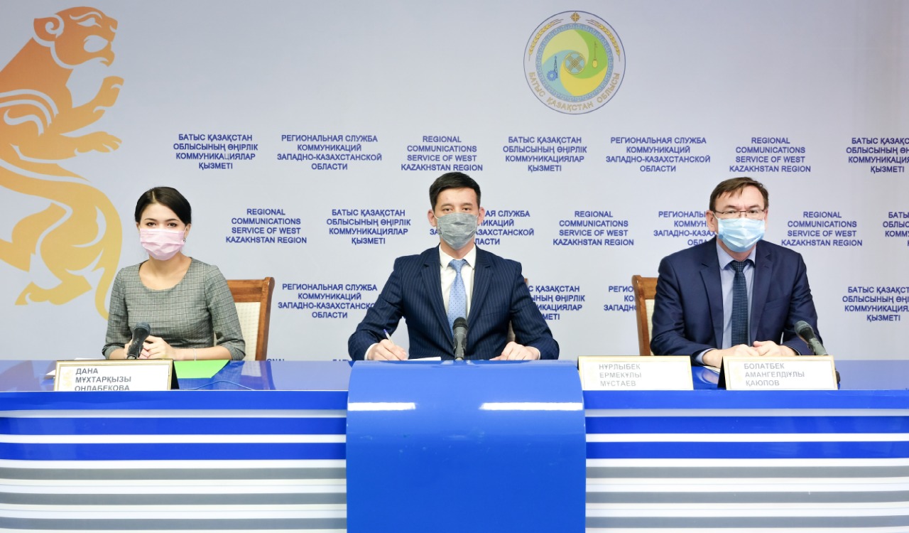 Батыс Қазақстанда 36 дәрігер ауруханада жатыр