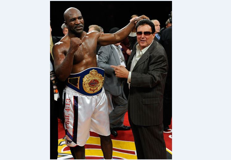 Эвандер Холифилд те шаршы алаңға оралғысы келеді