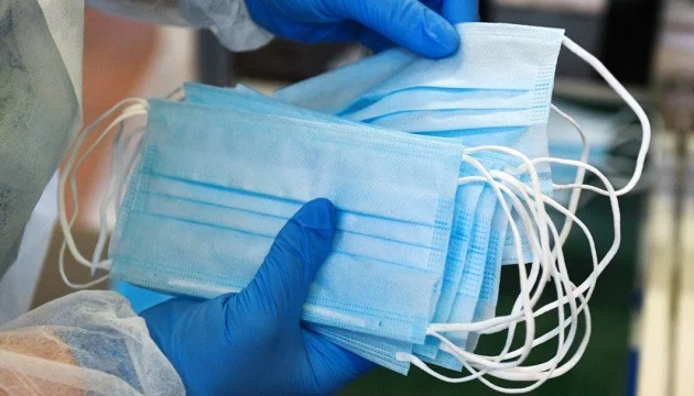 Шекарада тәркіленген миллион маска дәрігерлерге берілді