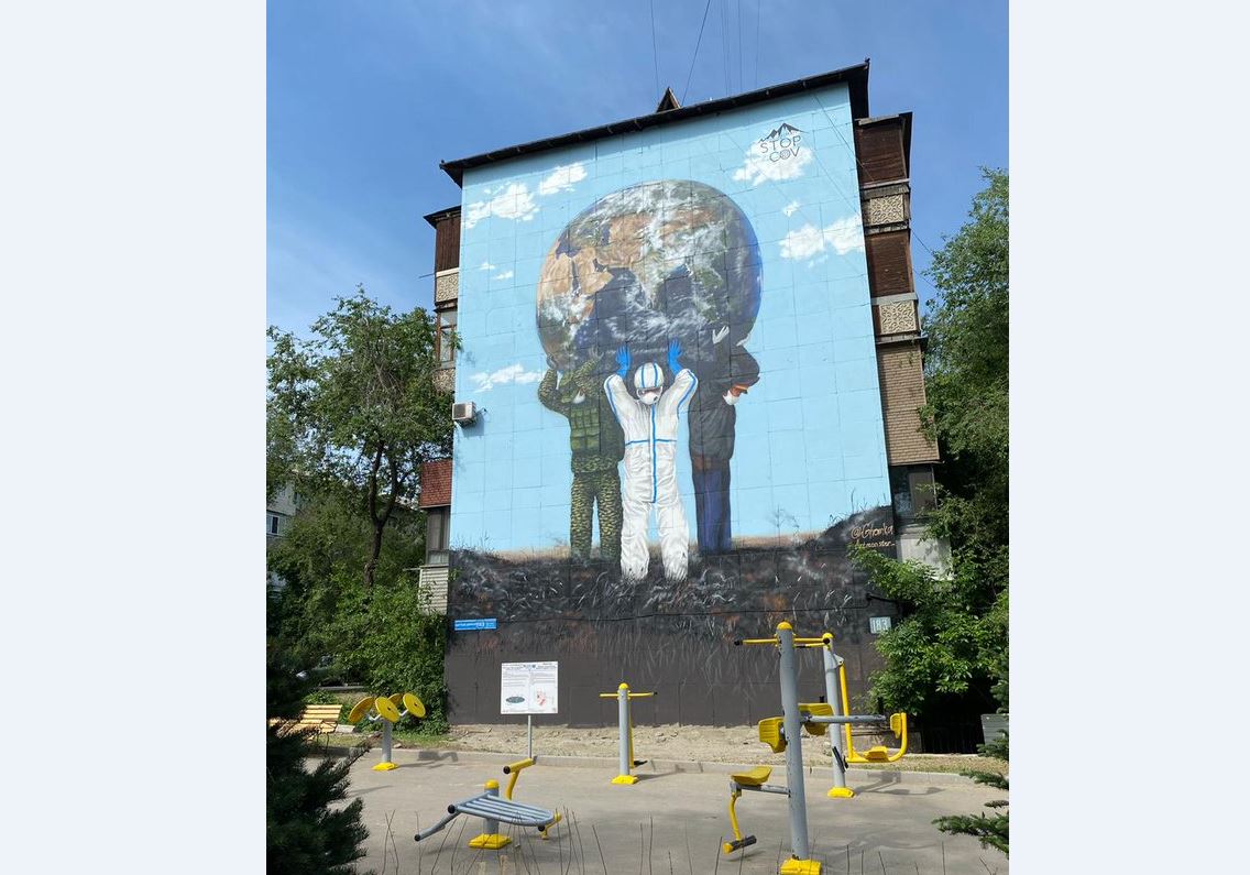 Алматыда дәрігерлерге арналған екінші мурал салынды