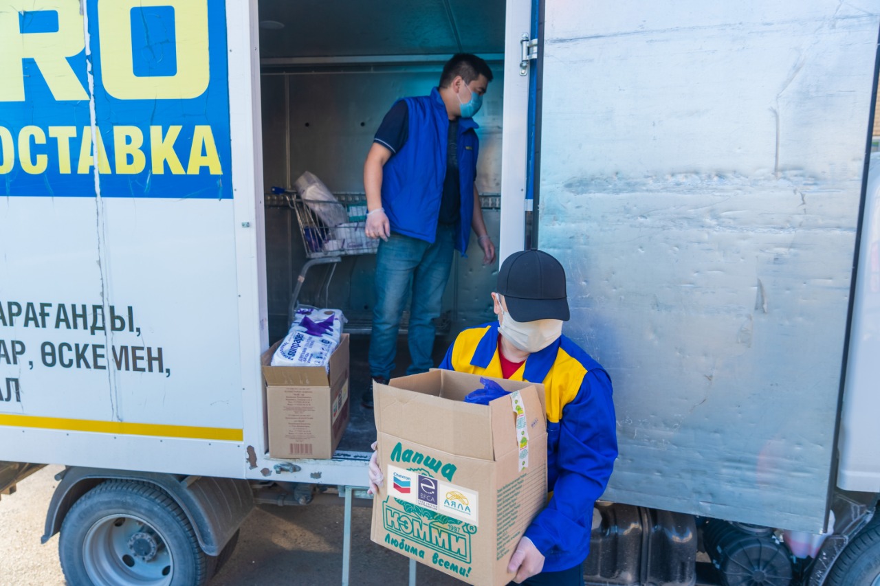 Қазақстан: ҮЕҰ пандемия кезінде кімдерге қол ұшын созды?