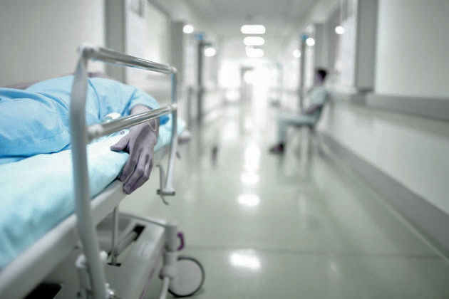 Атырау: Теңіз кенішінің үш жұмысшысы жансақтау бөліміне түсті