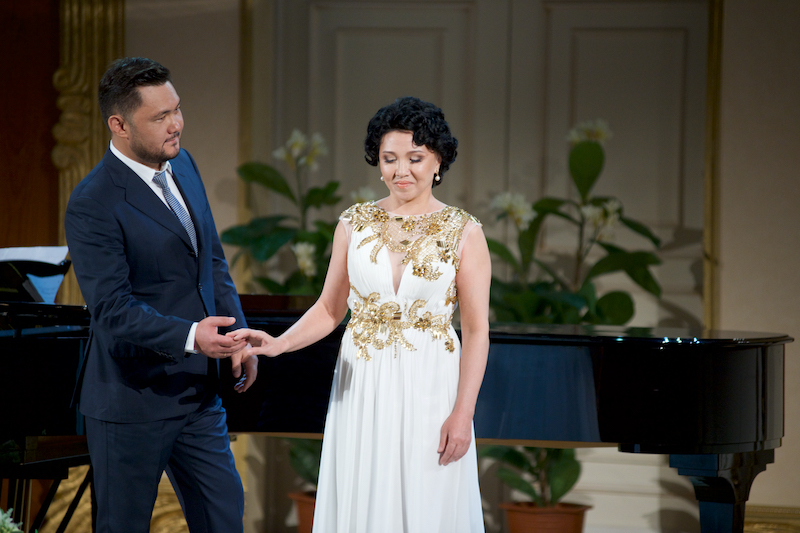 Жаннат Бақтай онлайн концертке шақырады