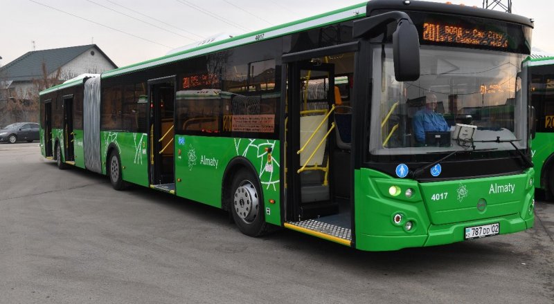 Алматыда қоғамдық көлік жұмысының уақыты ұзартылды