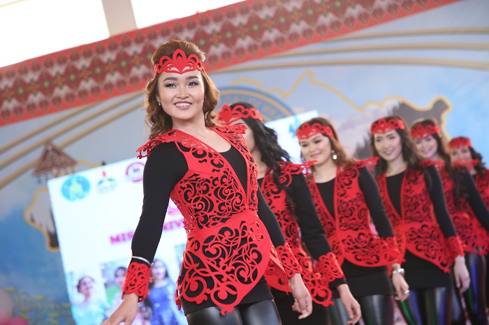 Қыздар университетінің бес басым бағыты неде?