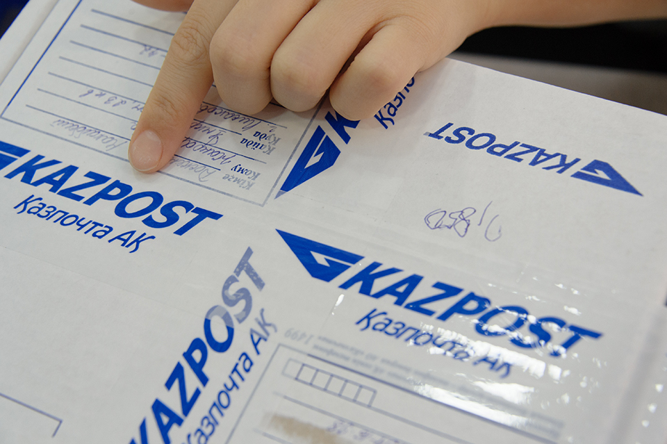 «Қазпочта» өкілі шетелден сәлемдемелер алуға шектеулер жоқ екенін айтты