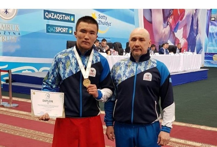 Талғат Шәйкен кәсіпқой боксқа ауысты