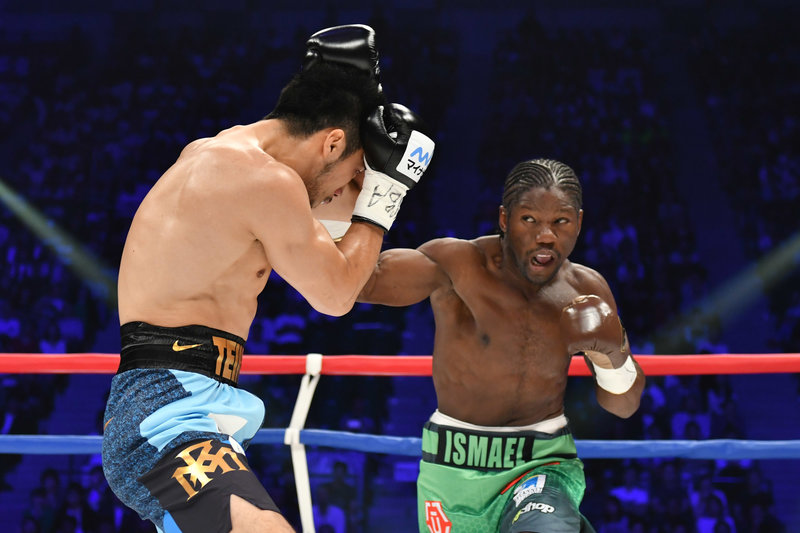 Головкиннің салмағында өнер көрсеткен экс-чемпион аралас жекпе-жекке ауысты