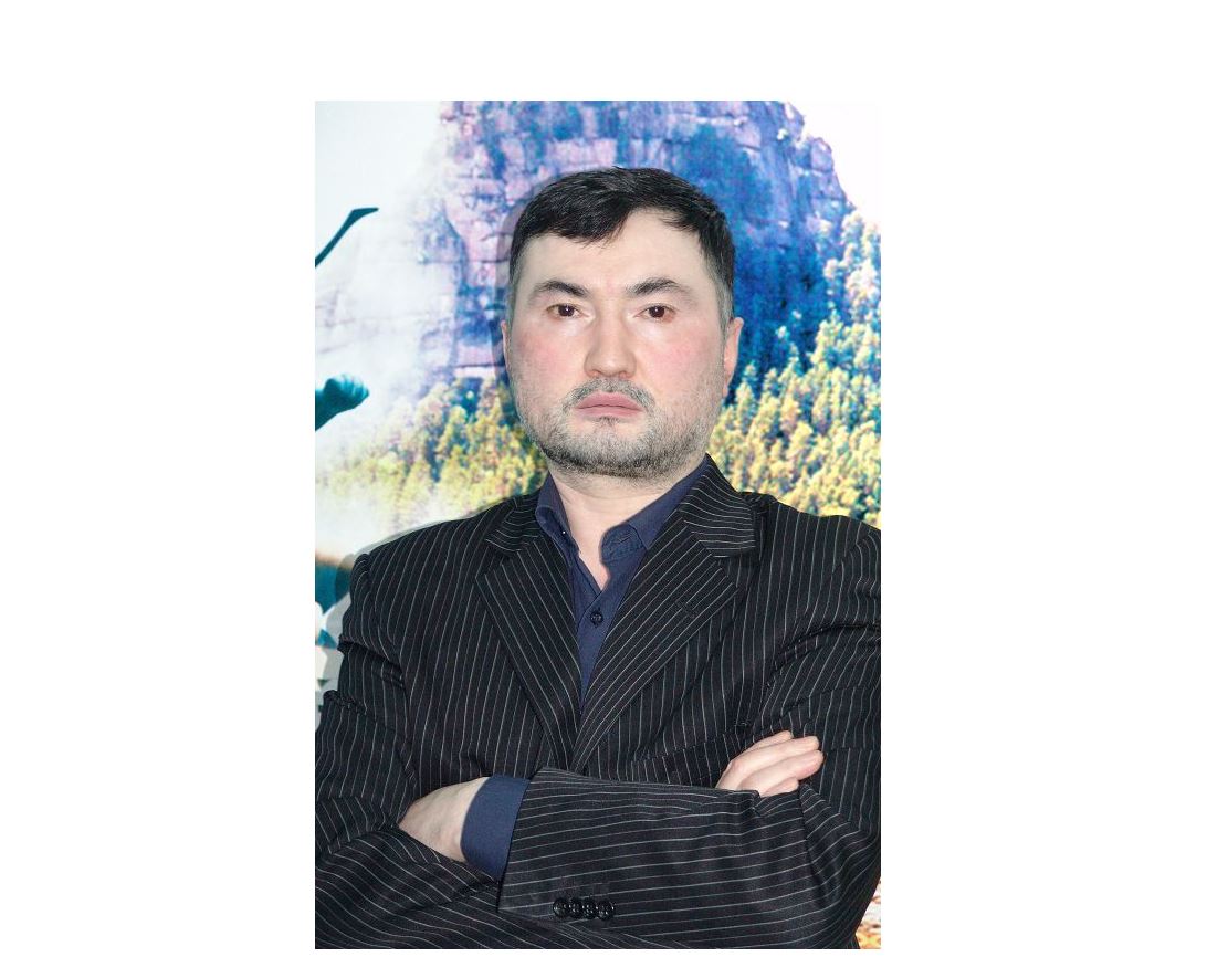 Болат Шарахымбай: Аңызы жоқ әдебиет, шері жоқ поэзия алға шықты