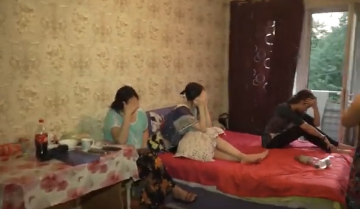 Шымкентте жеңгетай мен жеңіл жүрісті қыздар ұсталды