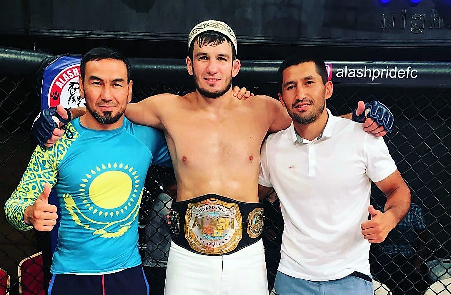 Аралас жекпе-жек: Шілдеде үш жерлесіміз айқасады