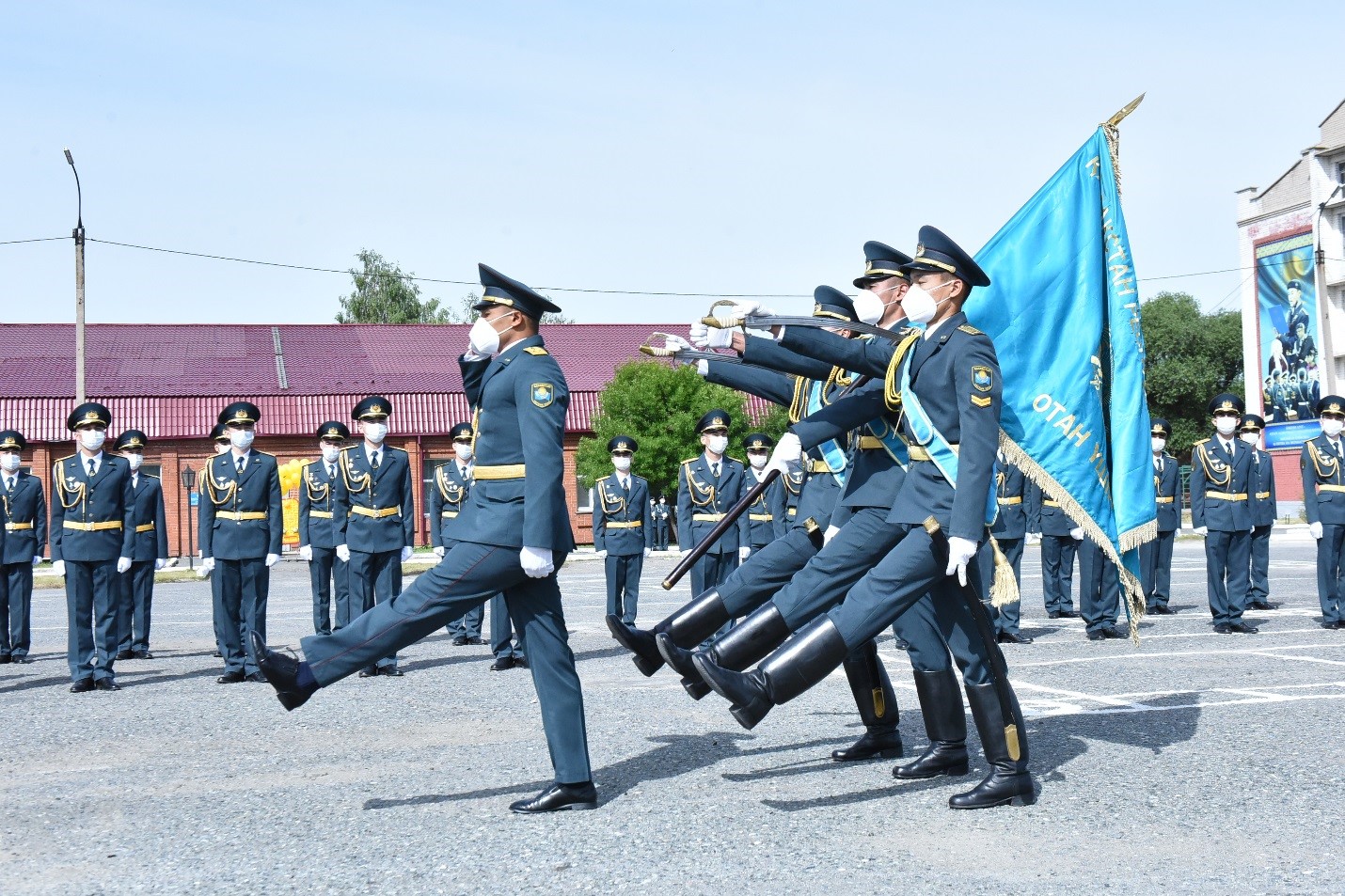 Петропавлда Ұлттық Ұлан институты 20-шы түлектерін ұшырды
