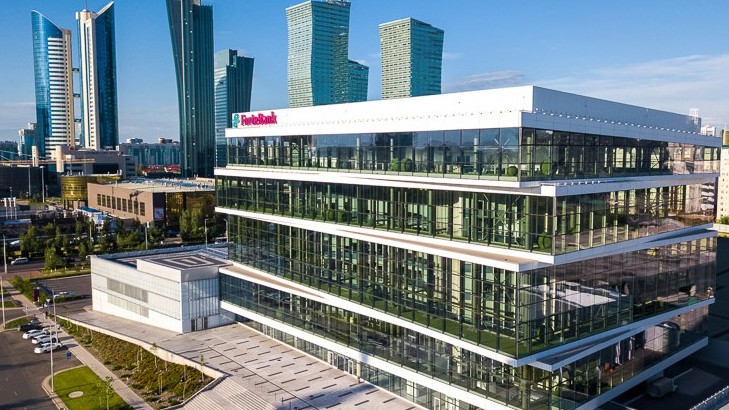 Халықаралық рейтинг агенттігі ForteBank-тің «B + / B» деңгейін растады