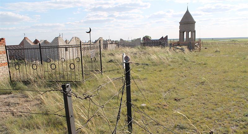 Құсмұрында қабір тонаған ерлі-зайыпты ұсталды