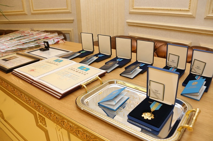 Алматы облысының медицина қызметкерлеріне мемлекеттік награда табысталды