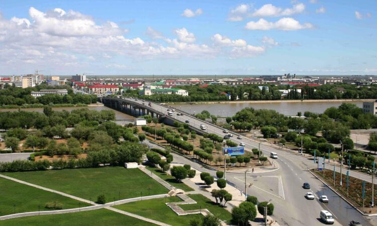 Атырауда қатаң шектеу шаралары енгізілді