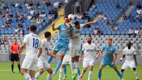 Қазақтар не үшін футбол көрмейді?