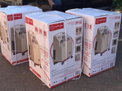 Оралдық кәсіпкер ауруханаға жабдық сыйлады