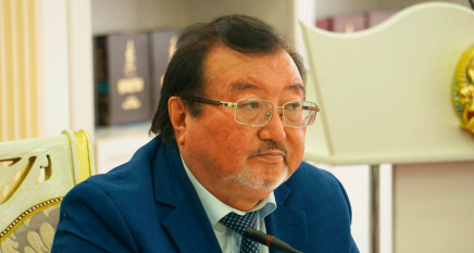 Ұлықбек Есдәулет: Әр қазақ – Қазақстан қазынасы!