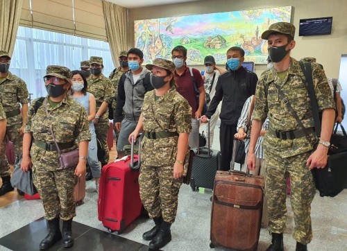 Маңғыстауға әскери дәрігерлер мен жас мамандар келді