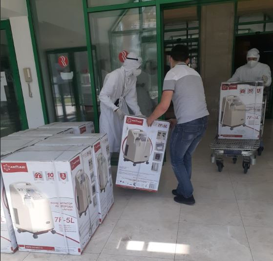 Нұр-Сұлтанда медицина мекемелеріне COVID-19-ды емдеуге арналған жабдықтар түсті