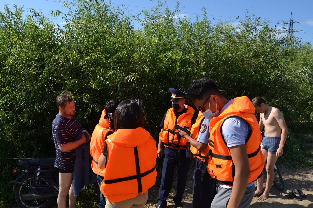 Жағажайды жағалаған 200 адам жауапкершілікке тартылды