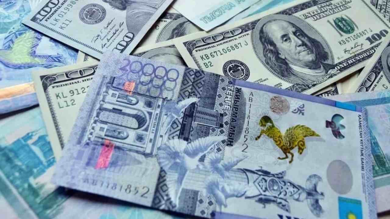 Доллар бір күнде 2 теңгеге қымбаттады