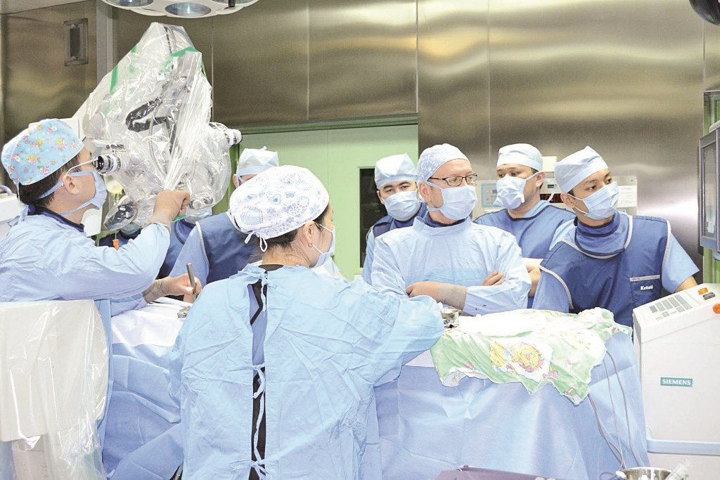 Атырау облыстық ауруханасында күрделі оталар жасалады