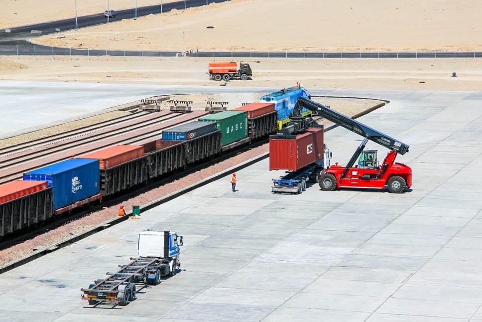 Ауыр жүк тасымалымен айналысатындарды бақылау күшейтілгені жөн