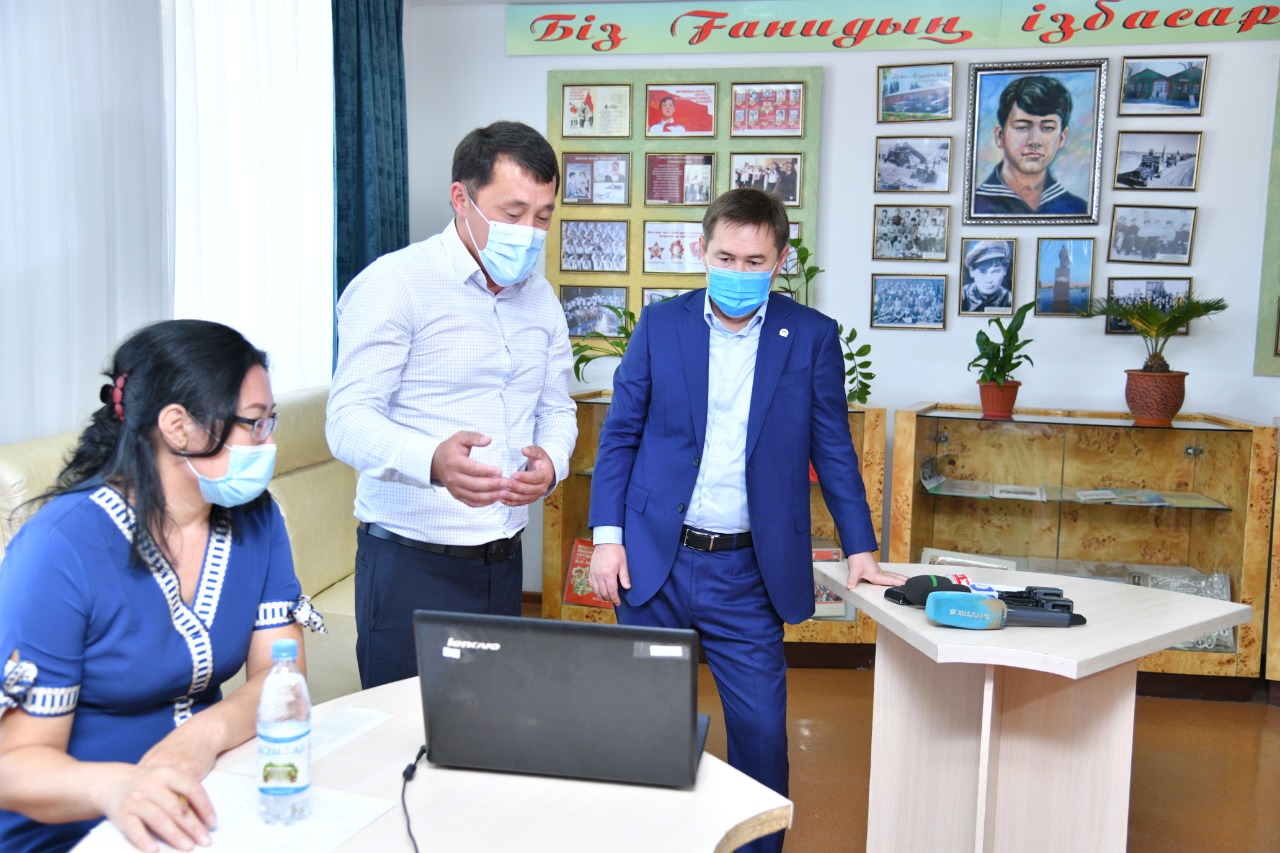 М.Әйтенов педагог мамандарды іріктейтін бірегей жобамен танысты