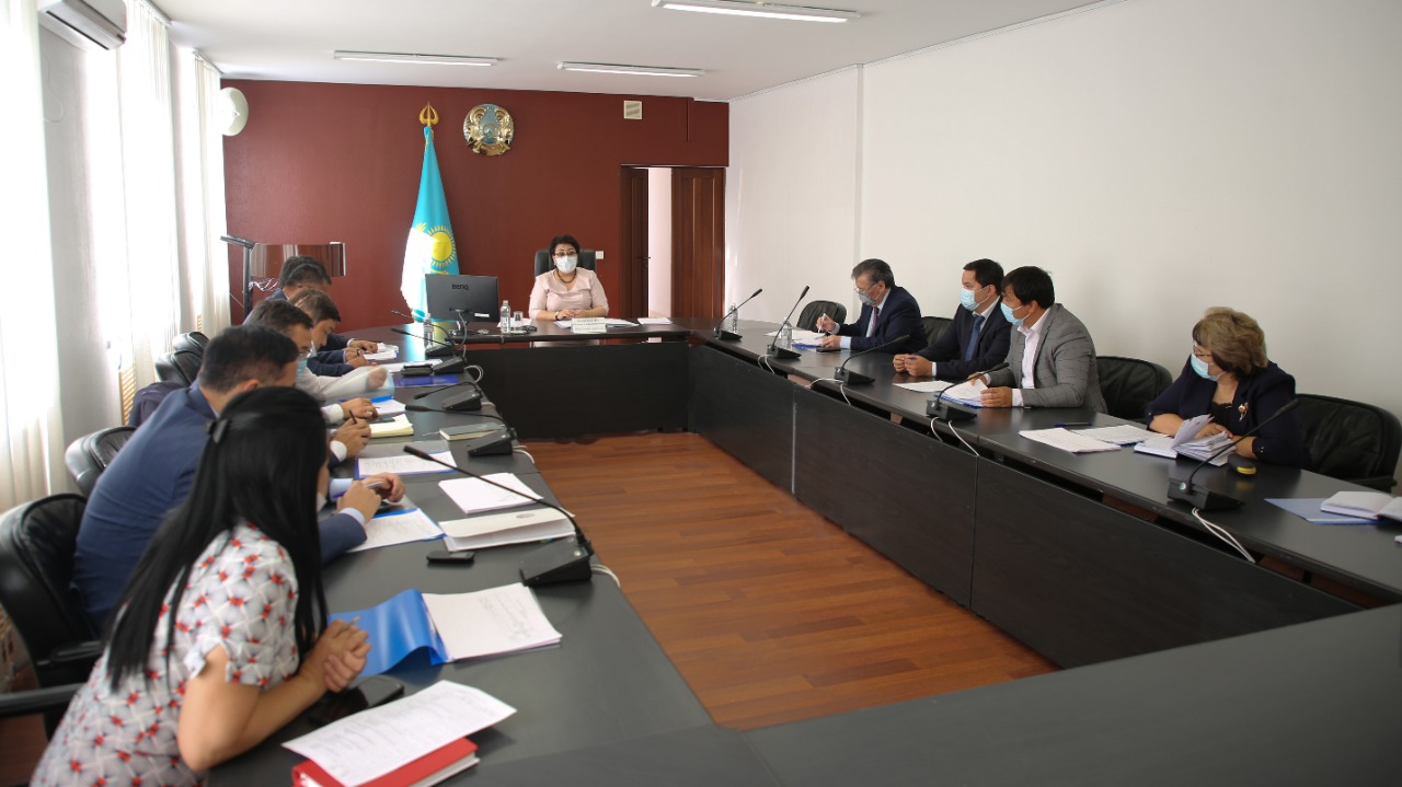 Атырау облысы әкімінің грантымен 78 атыраулық жас тегін оқиды