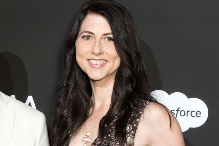 Әлемдегі ең бай әйел кім екені белгілі болды