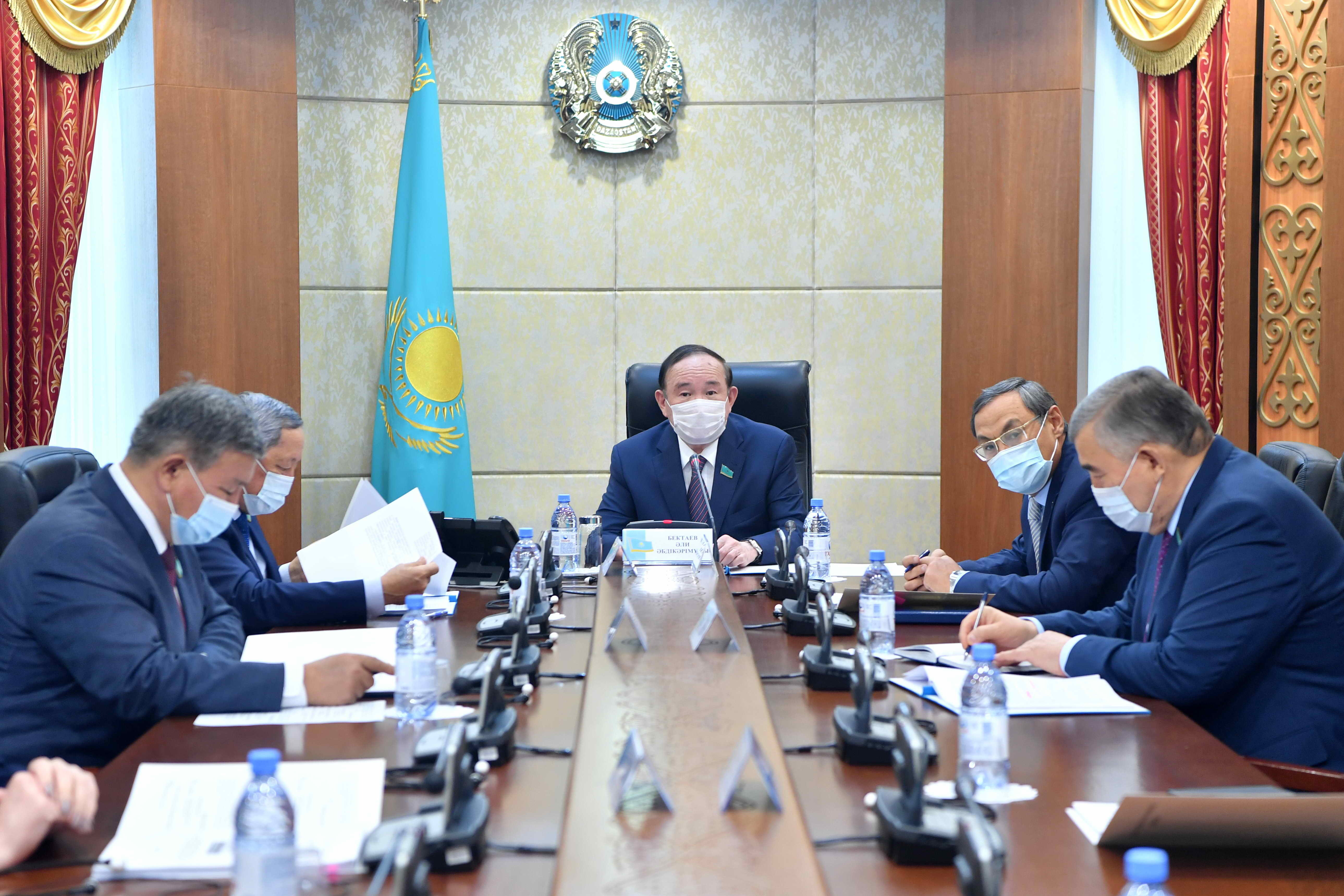 Сенаторлар қорық жерлерін қайтару жөніндегі заң жобасын пысықтады