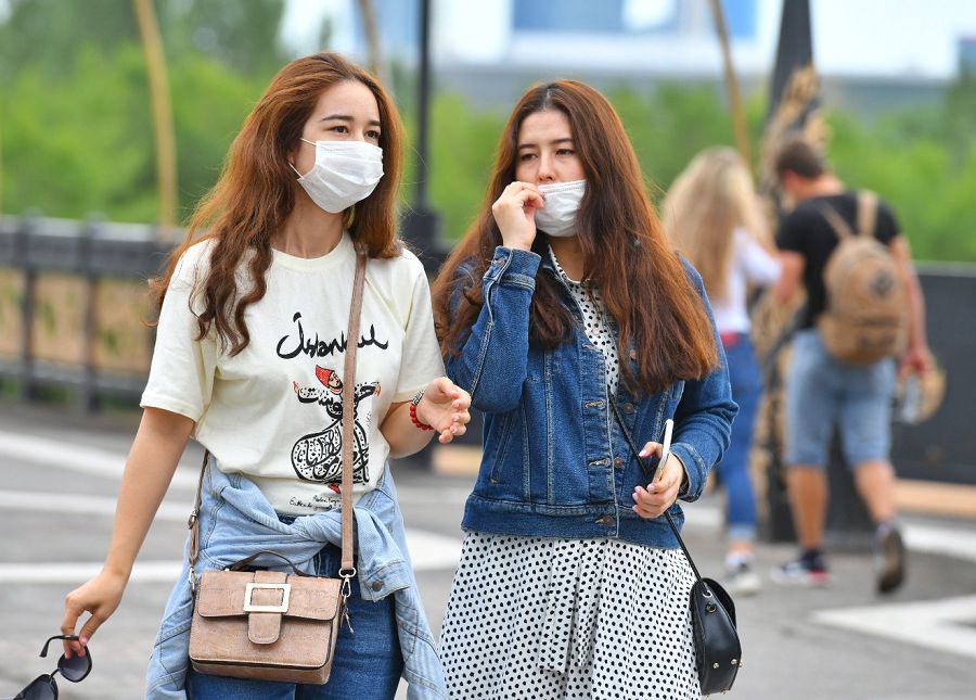 COVID-19: Екінші толқын және вакциналау