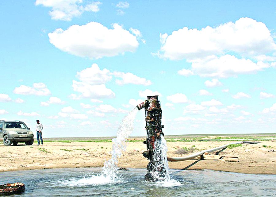 Ауыз су сылдыры алыстап барады