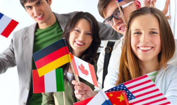 Отандық оқу орнына ауысты