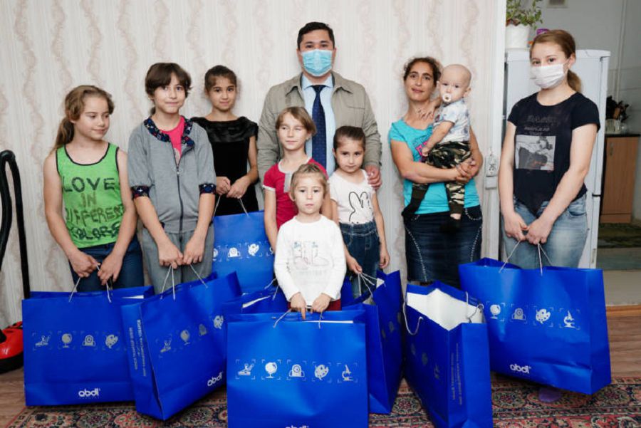 Топ балаға қысқы киім әперді