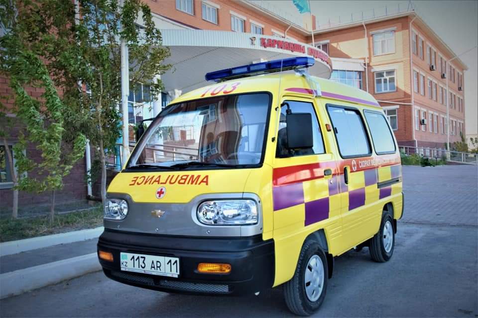 Медициналық мекемелерге жедел жәрдем көлігі берілді